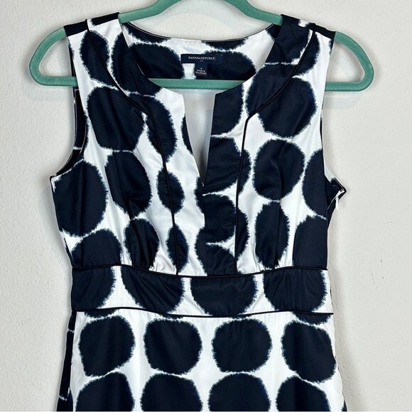 Banana Republic Factory Navy Ink Polkadot Sheath Dress 4 - Picture 2 of 10